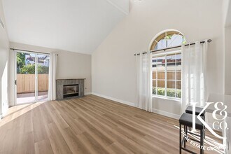 4822 Parma Dr in Oak Park, CA - Building Photo - Building Photo