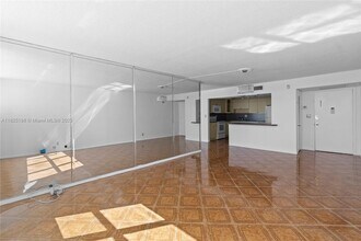 1410 S Ocean Dr, Unit 208 in Hollywood, FL - Building Photo - Building Photo