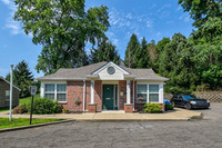 Stone Brooke in Weirton, WV - Foto de edificio - Building Photo