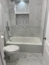 1114 N Lawler Ave in Chicago, IL - Building Photo - Building Photo