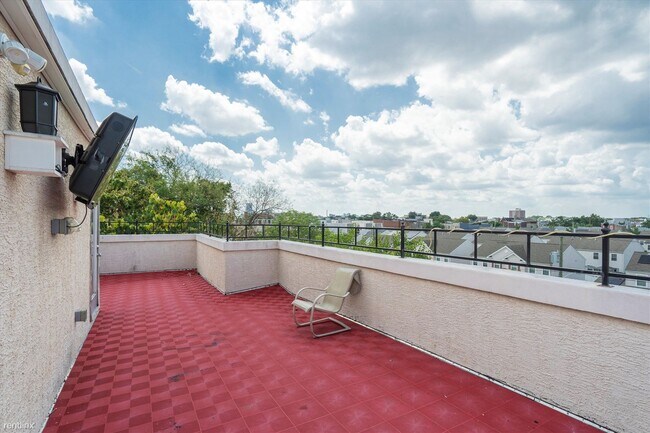 1733 N Gratz St photo'