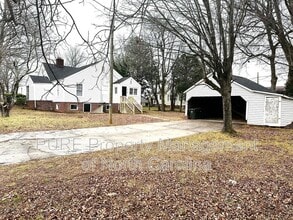 1402 S Main St in Lexington, NC - Building Photo - Building Photo