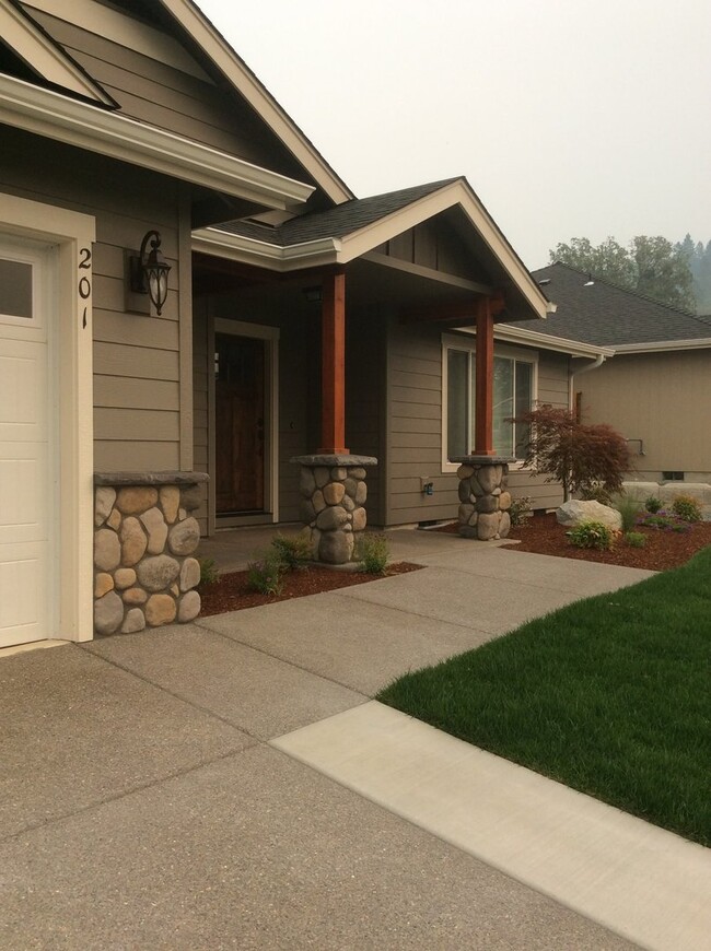 property at 201 SE Briggs Way