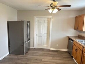 1040 Walker Valley Rd NW in Cleveland, TN - Foto de edificio - Building Photo