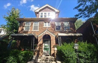 920 Beaconsfield Ave, Unit 2S in Grosse Pointe Park, MI - Building Photo