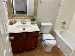 9122 River Dale Canyon Ln in Humble, TX - Foto de edificio - Building Photo