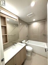 618 Carnarvon St in New Westminster, BC - Building Photo - Building Photo