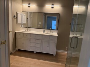 9634 Therrell Dr in Houston, TX - Building Photo - Building Photo