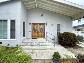 3706 S Emily St in Los Angeles, CA - Building Photo - Building Photo