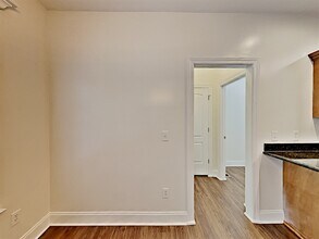 447 Titans Cir in Murfreesboro, TN - Foto de edificio - Building Photo