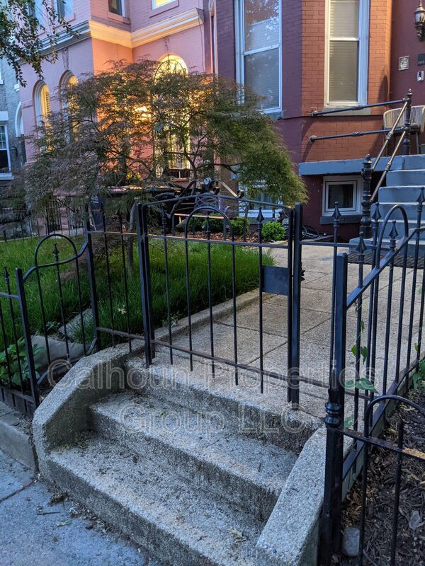 1830 13th St NW in Washington, DC - Building Photo - Building Photo