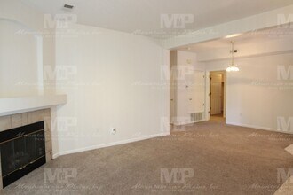 5225 White Willow Dr in Fort Collins, CO - Building Photo - Building Photo