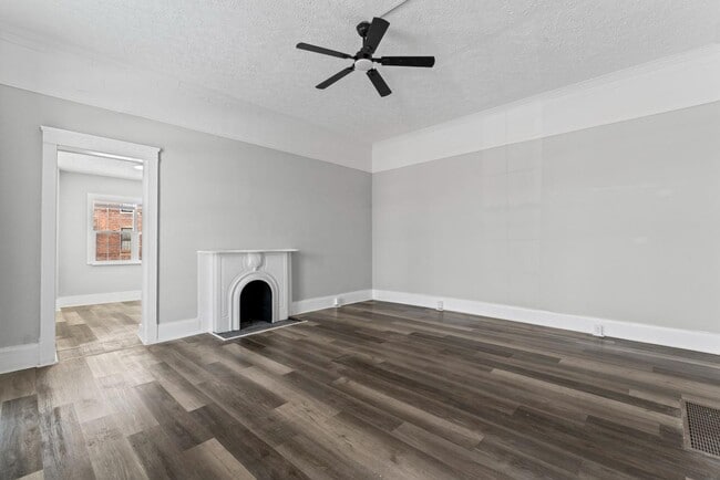 621 E Main St in Muncie, IN - Building Photo - Building Photo