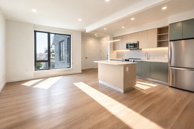 2363 Bedford Ave in Brooklyn, NY - Foto de edificio - Building Photo