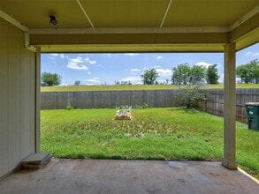 344 Outfitter Dr in Bastrop, TX - Building Photo - Building Photo