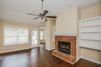 205 St Charles Ave in Mcdonough, GA - Building Photo - Building Photo