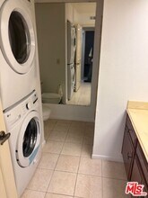 8515 Falmouth Ave in Los Angeles, CA - Building Photo - Building Photo