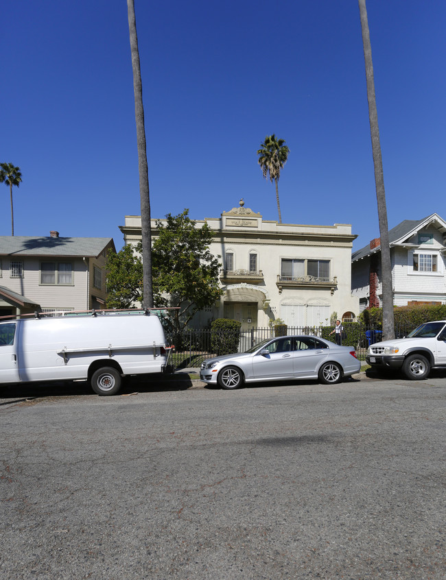 937 Fedora St in Los Angeles, CA - Foto de edificio - Building Photo