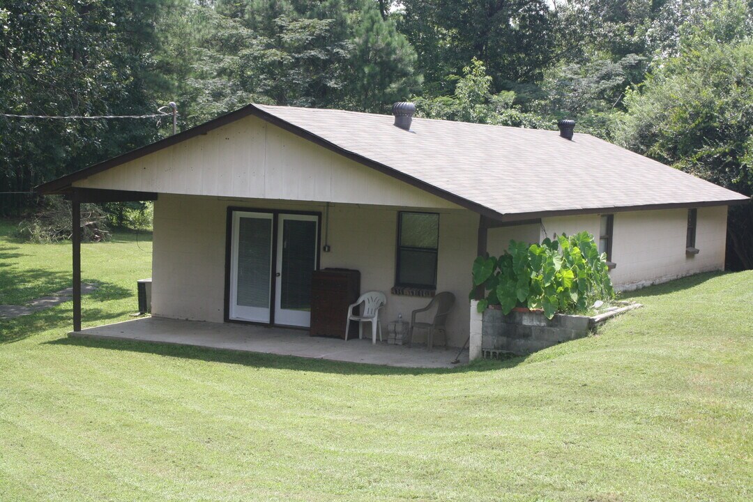 3303 Peaceway Dr in Moody, AL - Foto de edificio