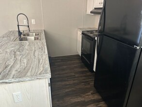 1129 Morning Glory Cir in New Braunfels, TX - Building Photo - Building Photo