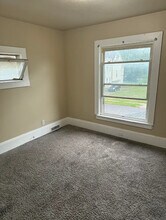 536 E 123rd St in Cleveland, OH - Building Photo - Building Photo