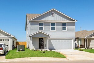 411 Filibusters Trail in San Antonio, TX - Building Photo