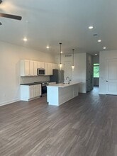 Farmville Lakes Apartments 605 in Auburn, AL - Foto de edificio - Interior Photo
