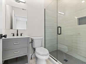 48 Woodward St, Unit C in Boston, MA - Foto de edificio - Building Photo