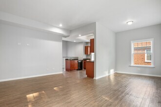 7722 N Ashland Ave in Chicago, IL - Building Photo - Building Photo