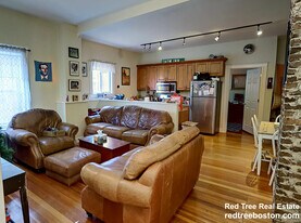 358 Broadway, Unit 1 in Somerville, MA - Building Photo