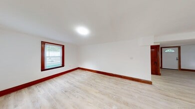 57 Pratt St in Norwich, CT - Building Photo - Building Photo