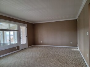 502 W Newport Rd in Lititz, PA - Foto de edificio - Building Photo