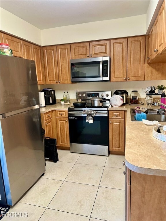 1203 NE 8th Terrace in Cape Coral, FL - Building Photo - Building Photo