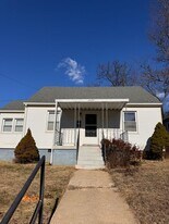 4929 Windsor Ave in Lynchburg, VA - Building Photo