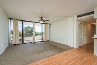 30 Turner St in Clearwater, FL - Foto de edificio - Building Photo