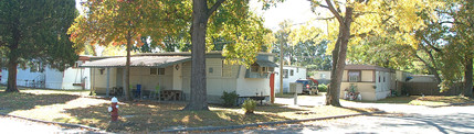 Maplewood Estates Mobile Home Community in Hampton, VA - Building Photo - Building Photo