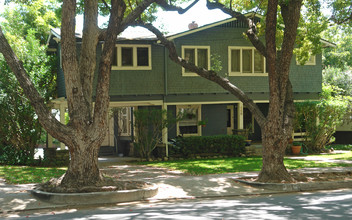 270-280 S Oakland Ave in Pasadena, CA - Building Photo - Building Photo