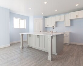 299 N 200 W in Kaysville, UT - Building Photo - Building Photo