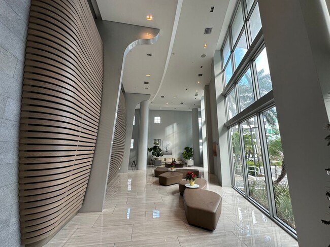6620 Indian Creek Dr in Miami Beach, FL - Building Photo - Building Photo
