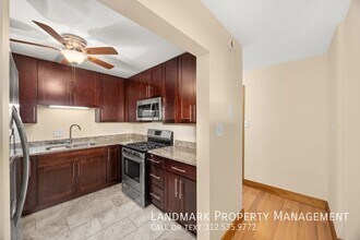 1209 N Harlem Ave in Oak Park, IL - Building Photo - Building Photo