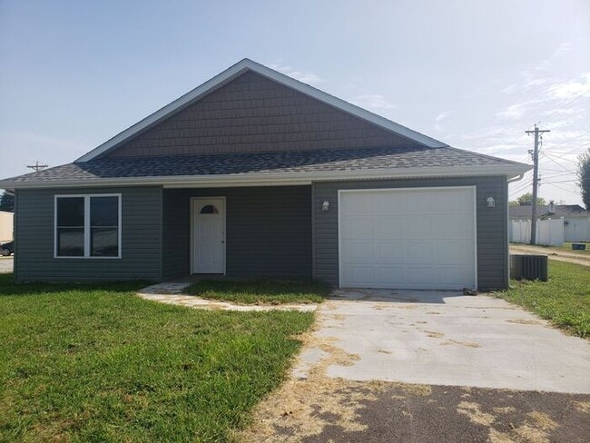 property at 424 N Mansion St