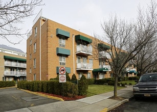29 Arcadia Pl in Staten Island, NY - Foto de edificio - Building Photo
