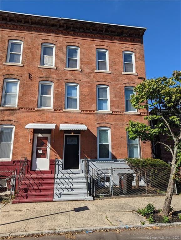 property at 267 Portsea St