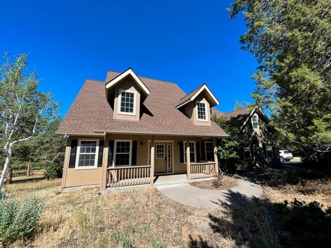 property at 10842 Kestrel Rd