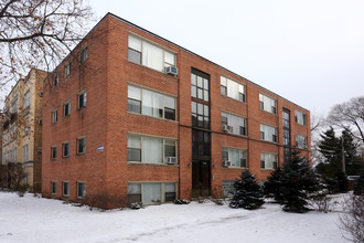 Farwell-Oakley Apartments in Chicago, IL - Building Photo - Building Photo