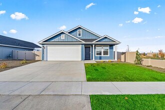 8648 E Wishmore St in Nampa, ID - Building Photo - Building Photo