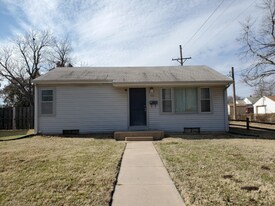 1515 Prairie St in Hutchinson, KS - Building Photo