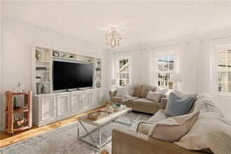 38 Pope St in Newport, RI - Building Photo - Building Photo