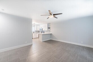 2015 Wilkins Ave in West Palm Beach, FL - Building Photo - Building Photo