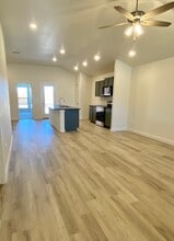 2902 Farmhouse Ave in Amarillo, TX - Foto de edificio - Building Photo